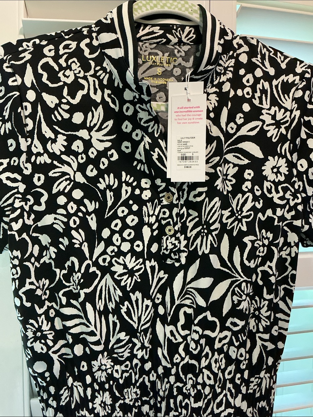 NWT Black & White Lilly Pulitzer Love Active Short Sleeve Dress - size small - Picture 6 of 9
